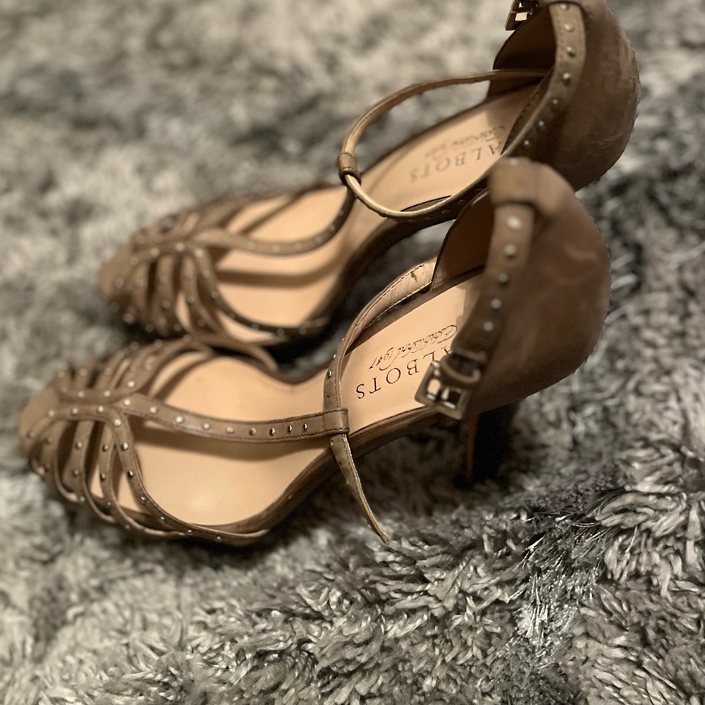 Talbots Heels - Picture 2 of 5